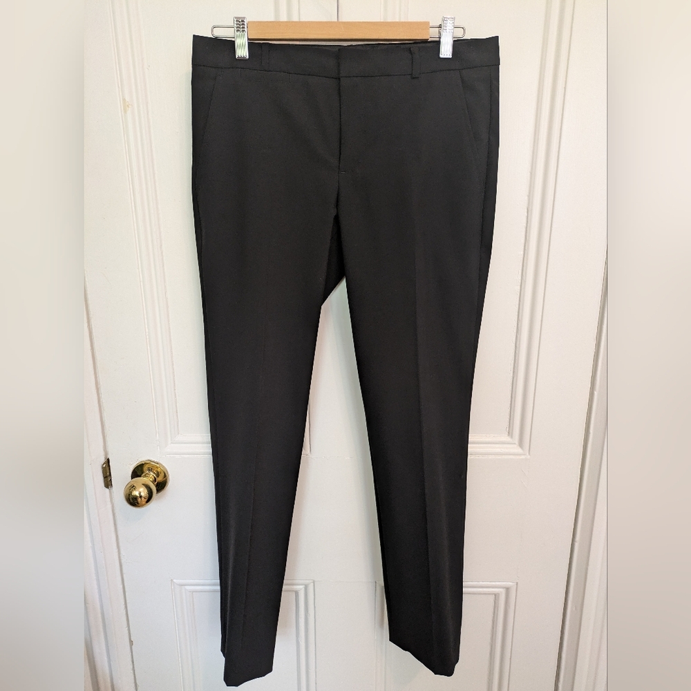 Black wool Banana Republic 'Harper' dress pants, size 4